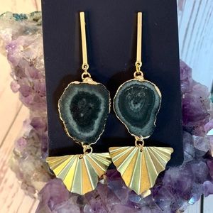 Black Solar Quartz Druzy Gold Bar Stud Earrings